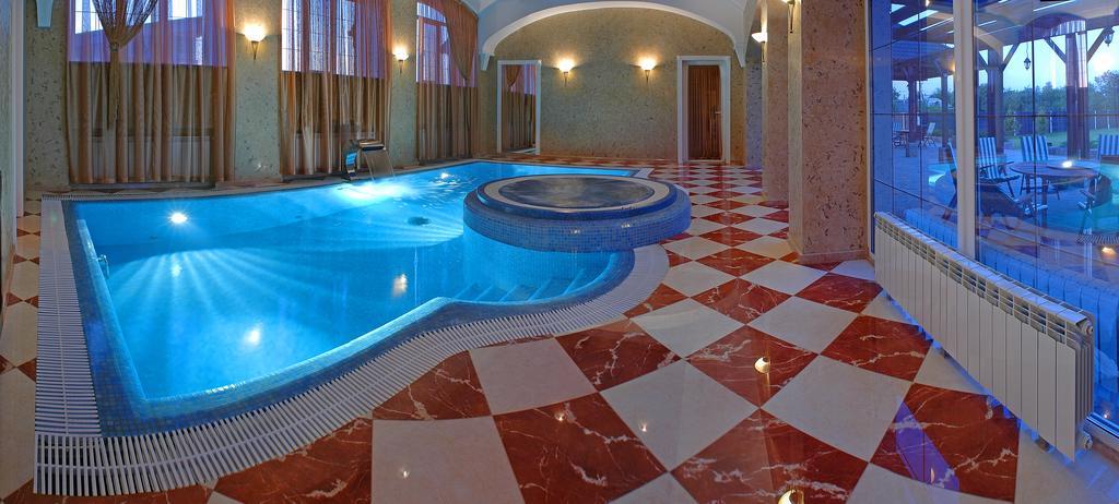 Gorny Ruchej Hotel Hora Buitenkant foto