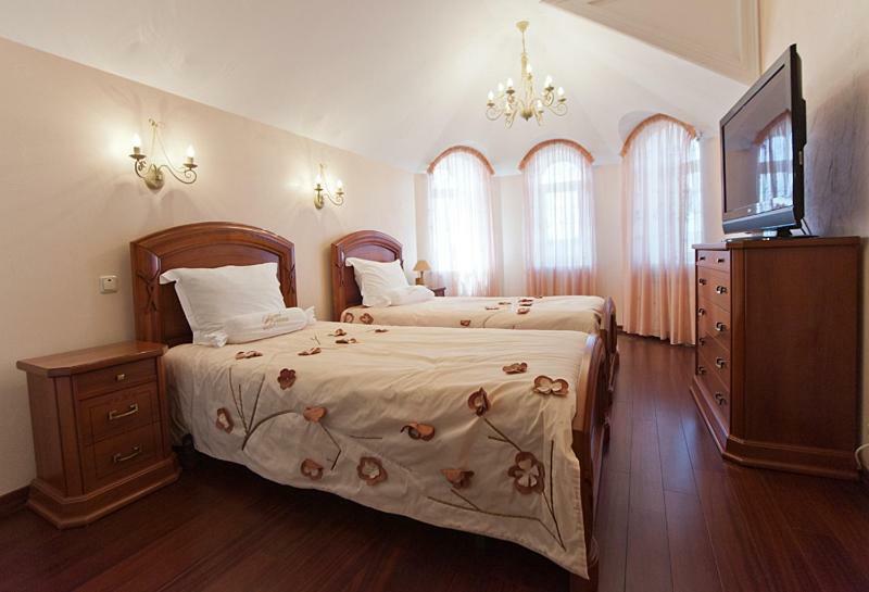Gorny Ruchej Hotel Hora Buitenkant foto